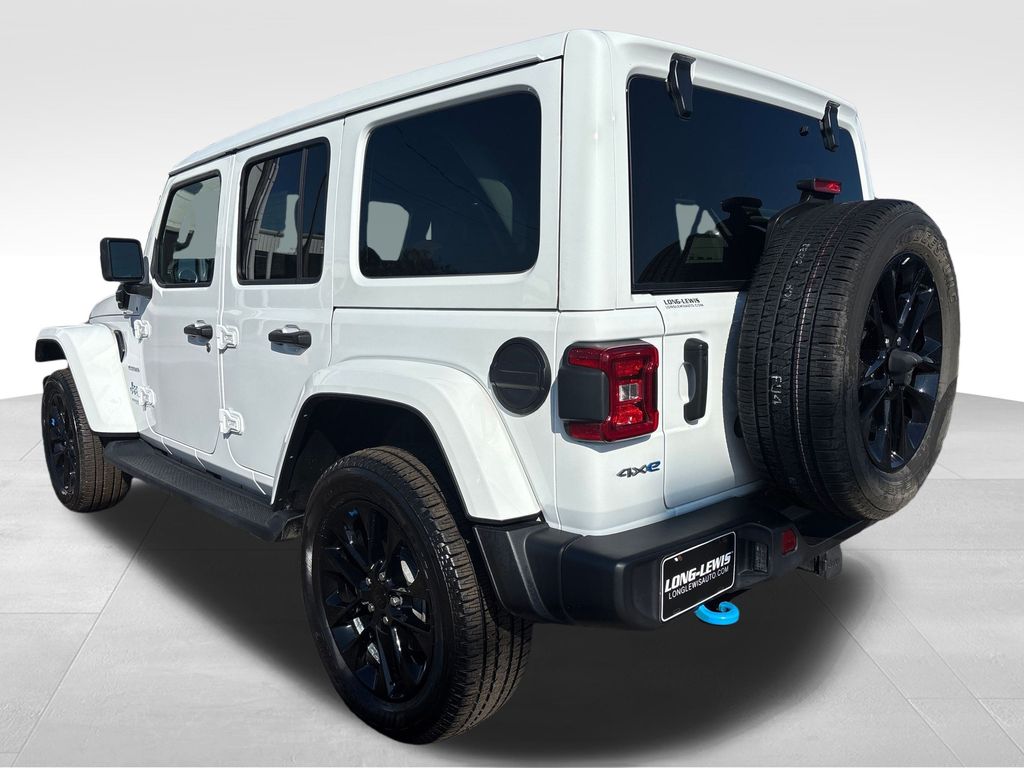 2022 Jeep Wrangler Unlimited Sahara 4xe photo 3
