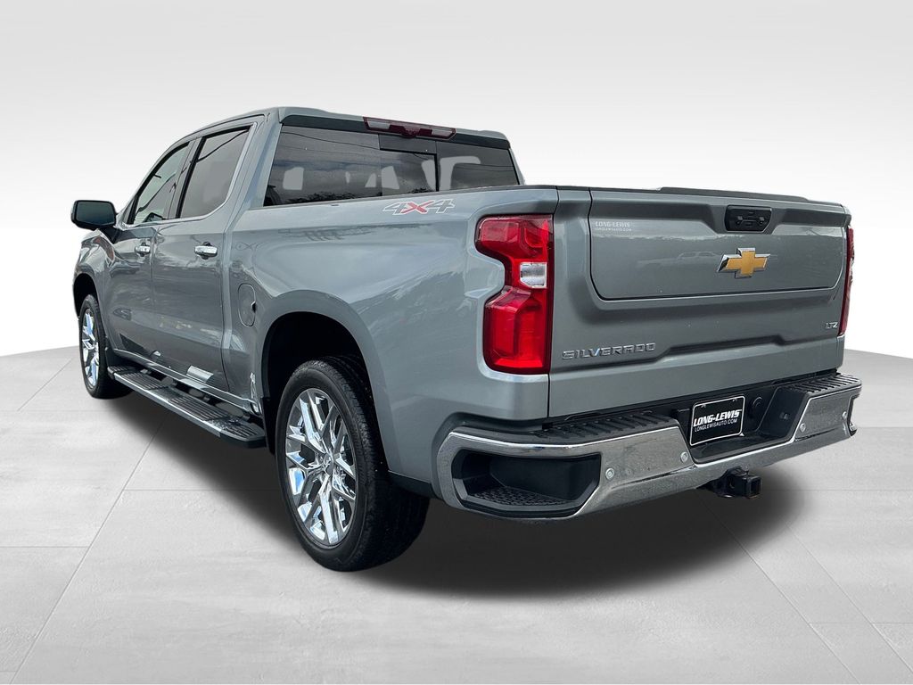 2024 Chevrolet Silverado 1500 LTZ photo 3