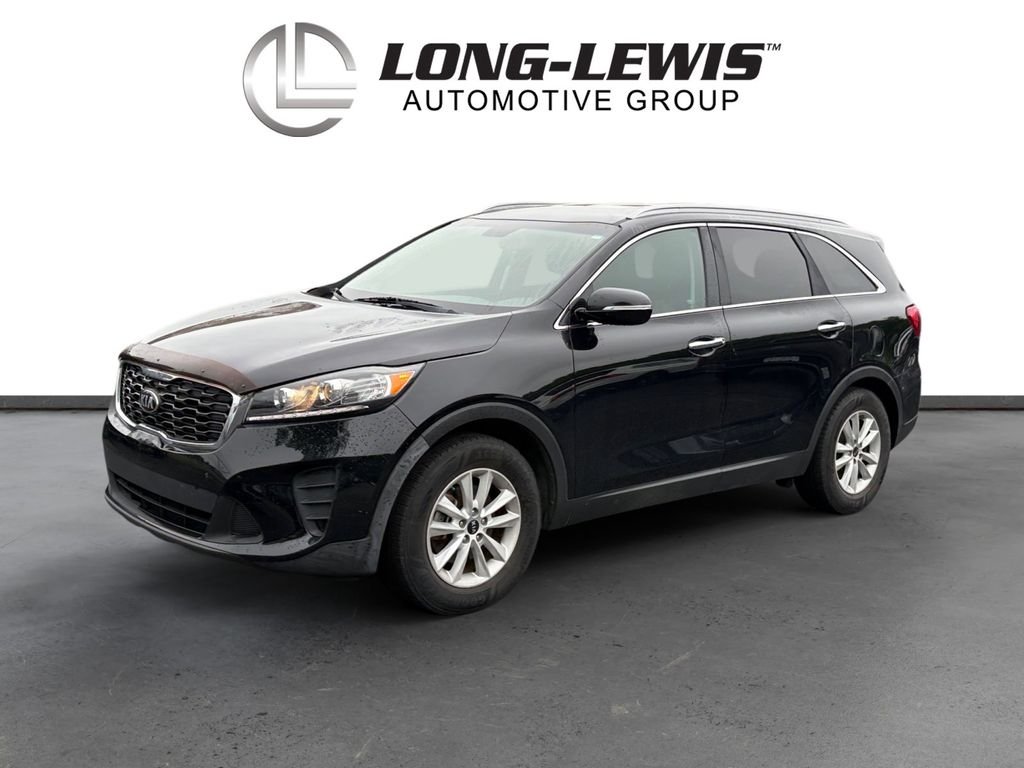 2019 Kia Sorento LX AT's photo