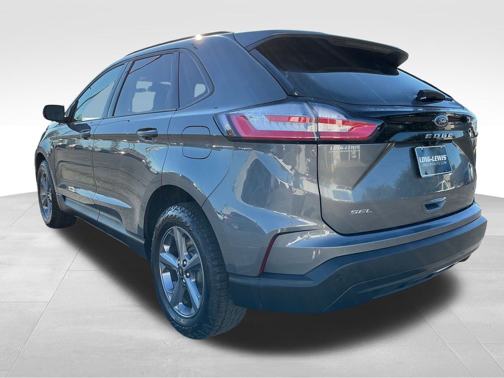 2023 Ford Edge SEL photo 3