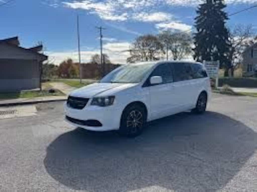 Used 2018 Dodge Grand Caravan GT Minivan/Van