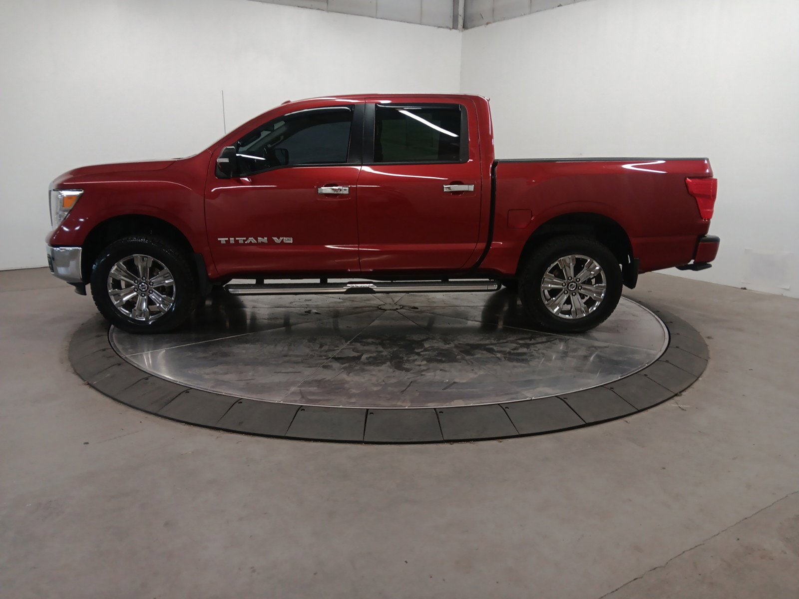 Used 2018 Nissan Titan SV with VIN 1N6AA1E56JN536996 for sale in Muscle Shoals, AL