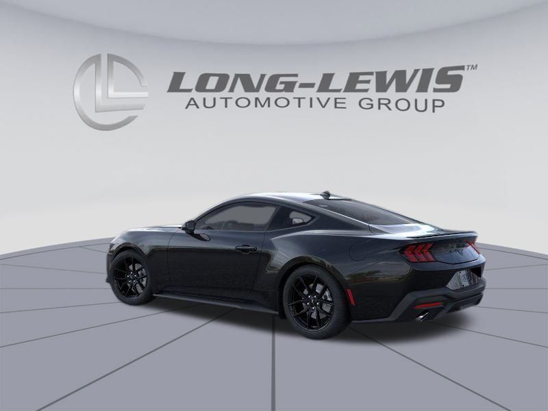 2025 Ford Mustang EcoBoost photo 4