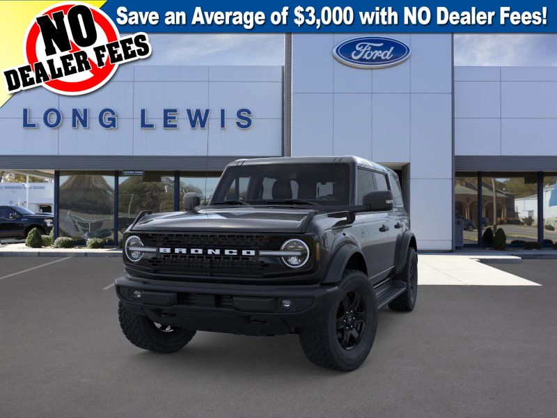 2025 Ford Bronco Outer Banks photo 2