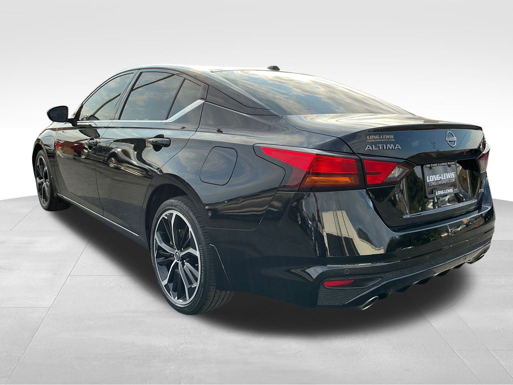 2024 Nissan Altima 2.5 SR photo 3