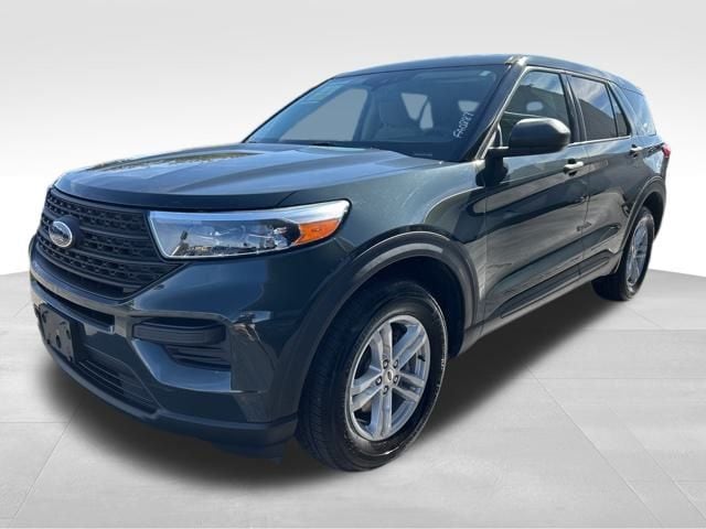 2023 Ford Explorer SUV 