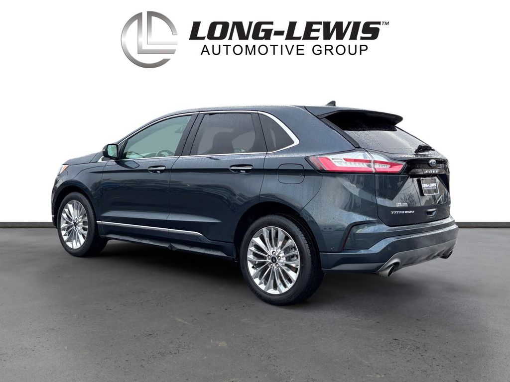 2024 Ford Edge Titanium photo 3