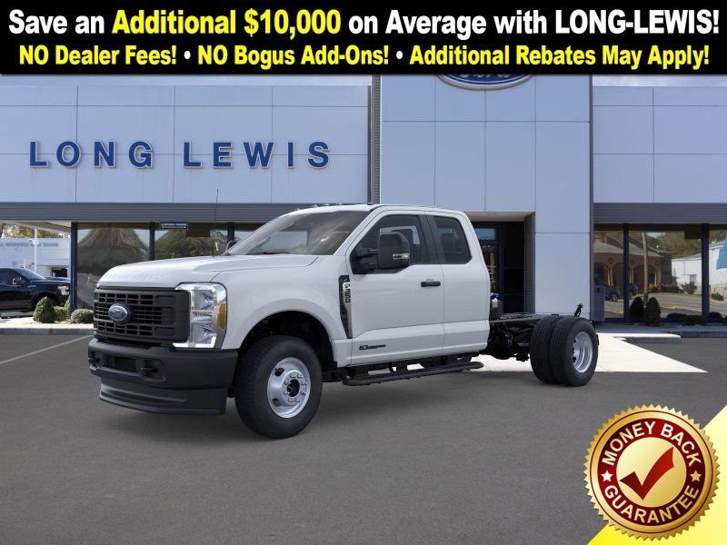 2026 Ford F-350 Super Duty Chassis Cab XL's photo