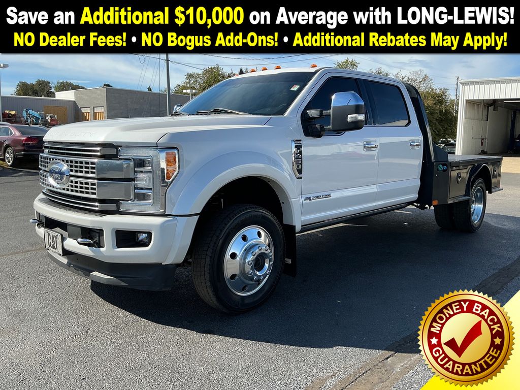 2019 Ford F-450 Super Duty Platinum's photo