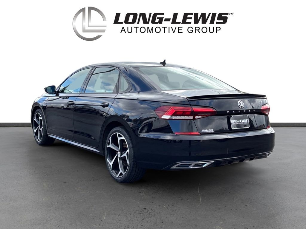 Used 2022 Volkswagen Passat 2.0T R-Line Sedan