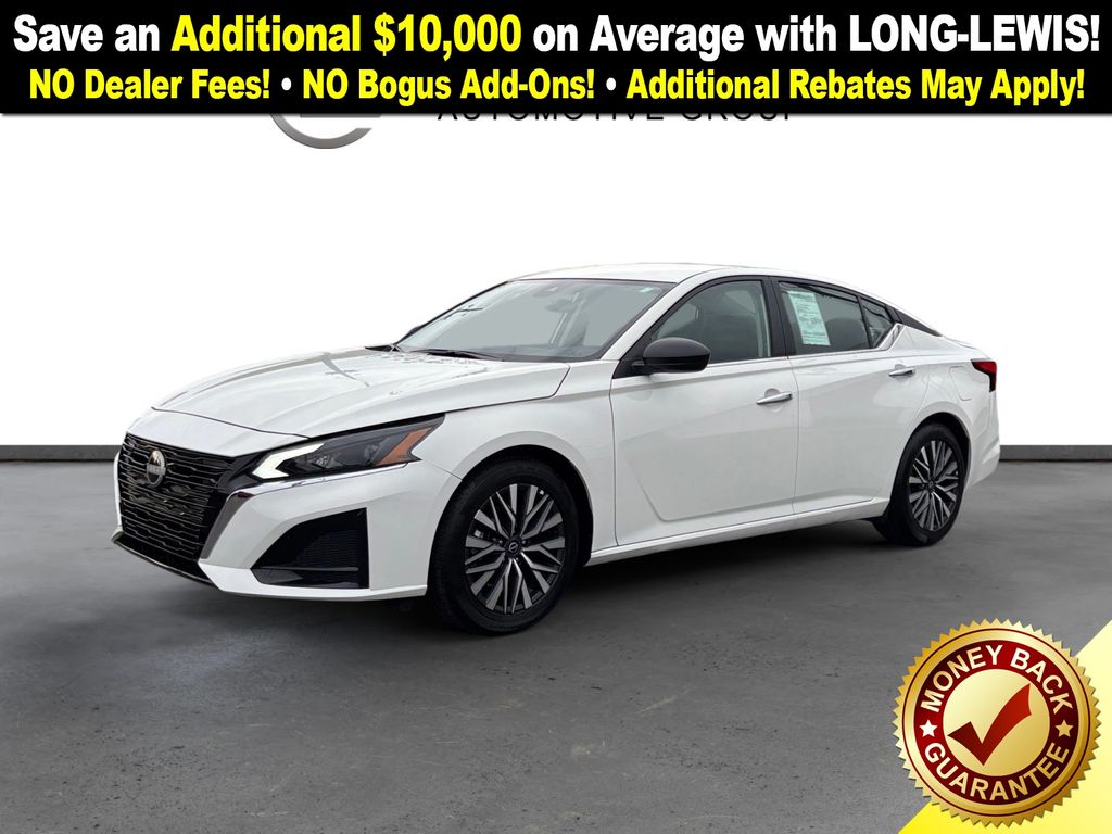 2025 Nissan Altima SV's photo