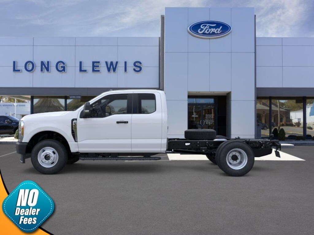 New 2026 Ford F-350SD XL Chassis