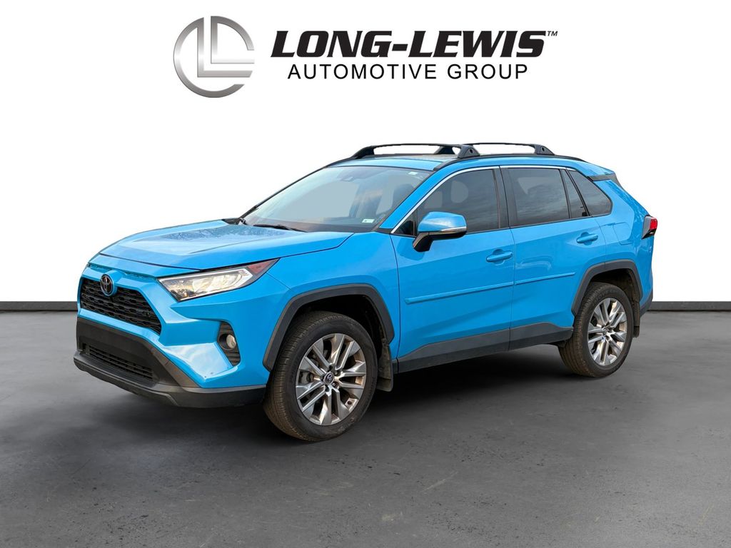 2021 Toyota RAV4 XLE Premium