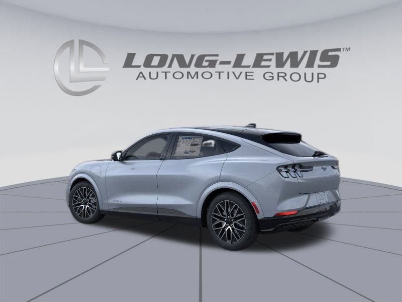 2025 Ford Mustang Mach-E Premium photo 4