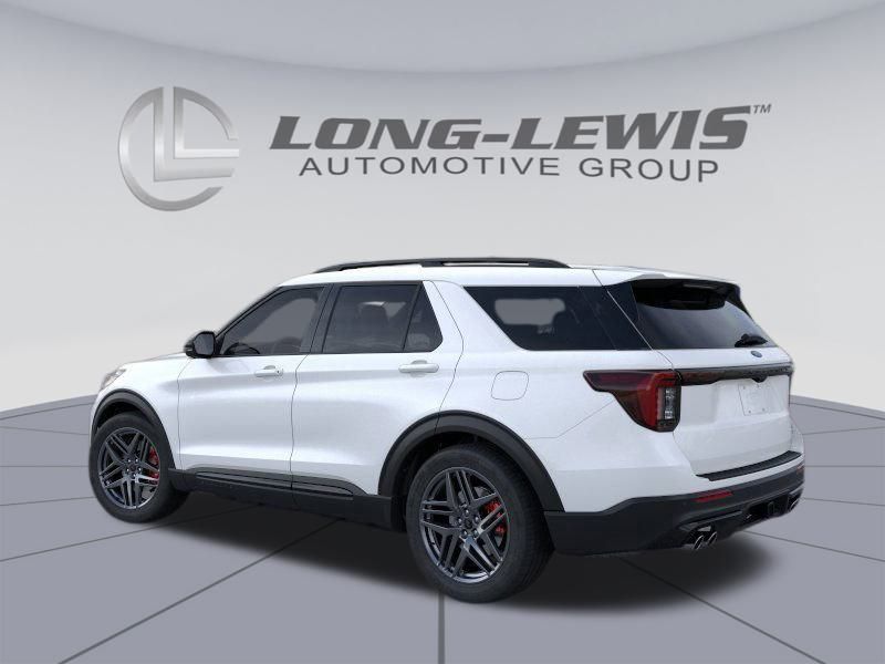 2025 Ford Explorer ST photo 4