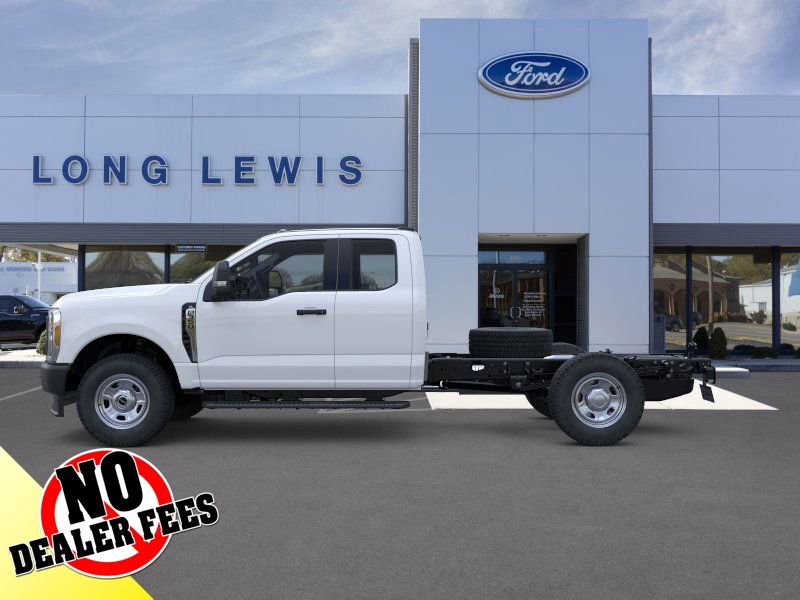 2026 Ford F-350 photo 4