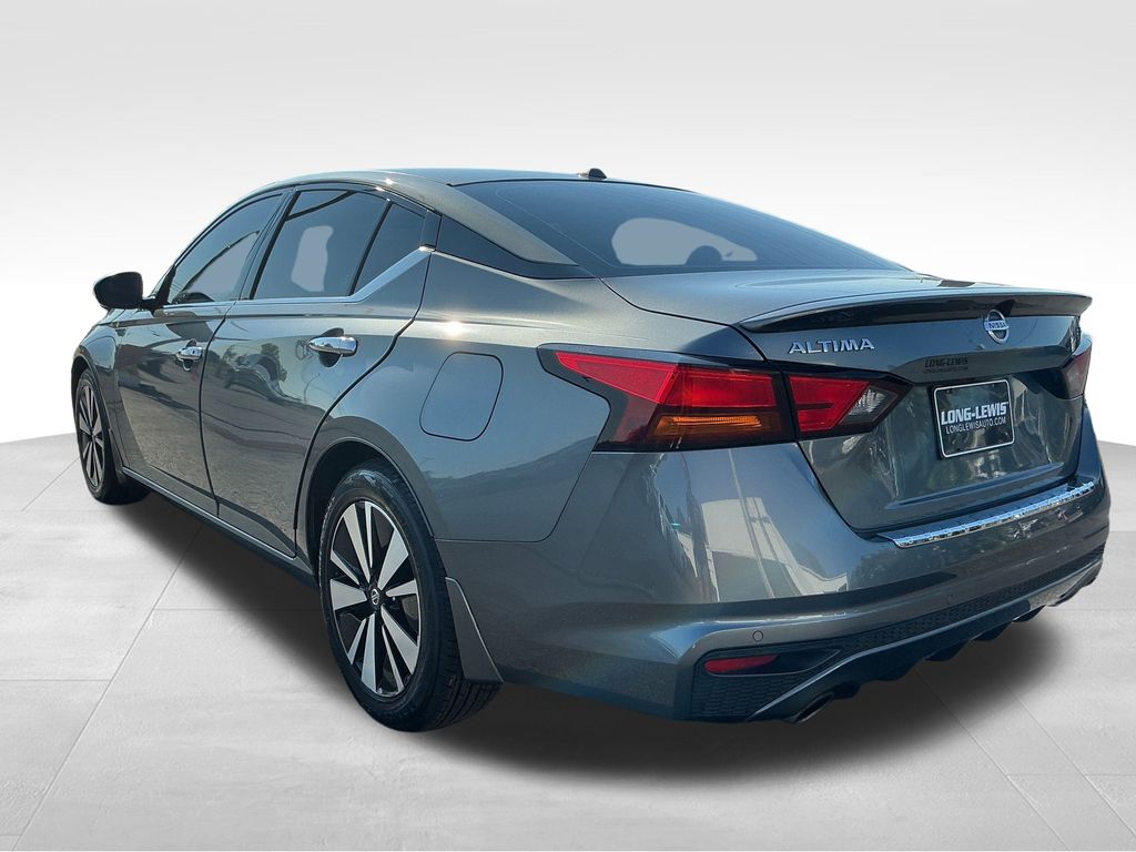 2019 Nissan Altima 2.5 SV photo 3