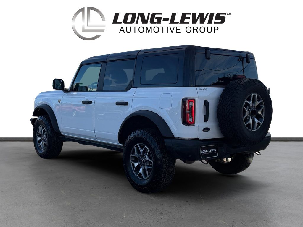 2025 Ford Bronco Badlands photo 3