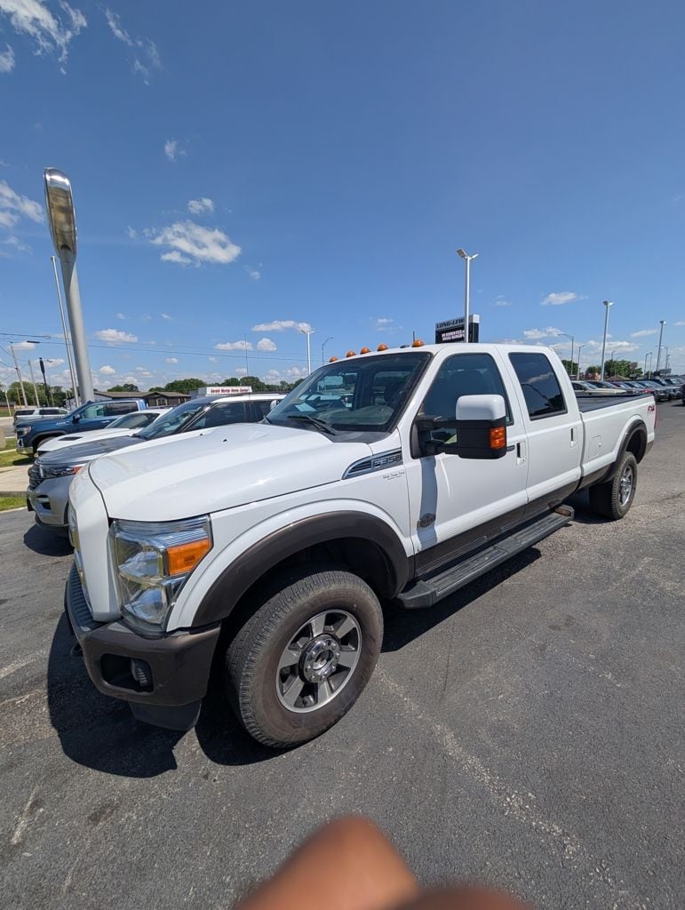 2015 Ford F-350 Lariat 4x4 Crew Cab 172-In SRW's photo