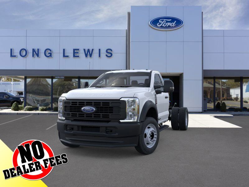 2026 Ford F-550 photo 2