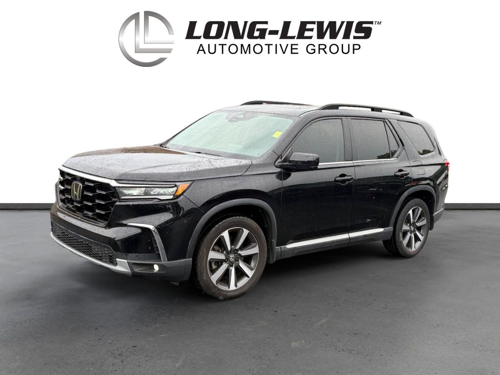 2023 Honda Pilot Elite AWD's photo