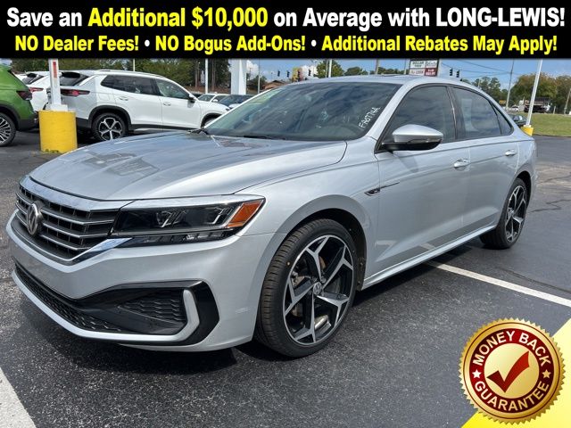 2020 Volkswagen Passat R-Line's photo