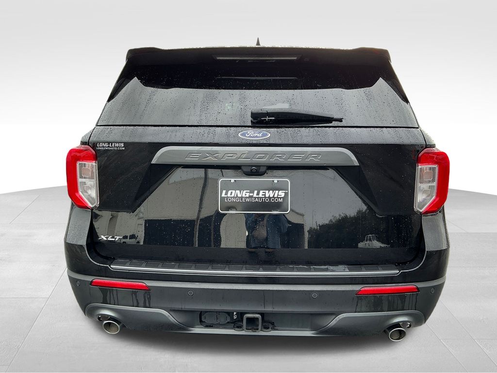 2023 Ford Explorer XLT photo 3