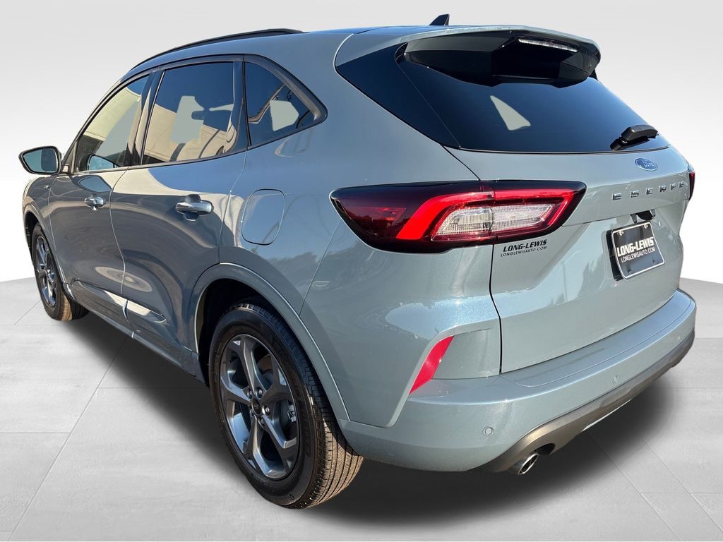 2023 Ford Escape ST-Line photo 3