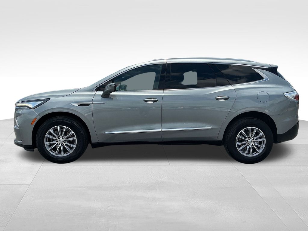 2024 Buick Enclave Premium photo 2