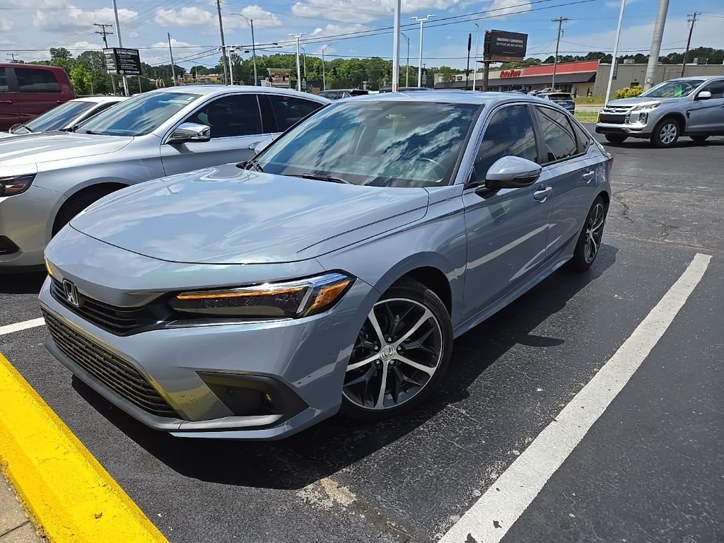 2024 Honda Civic Touring CVT's photo