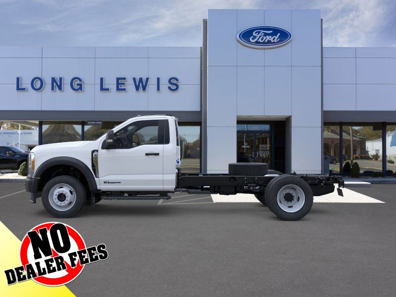 2026 Ford F-550 photo 4