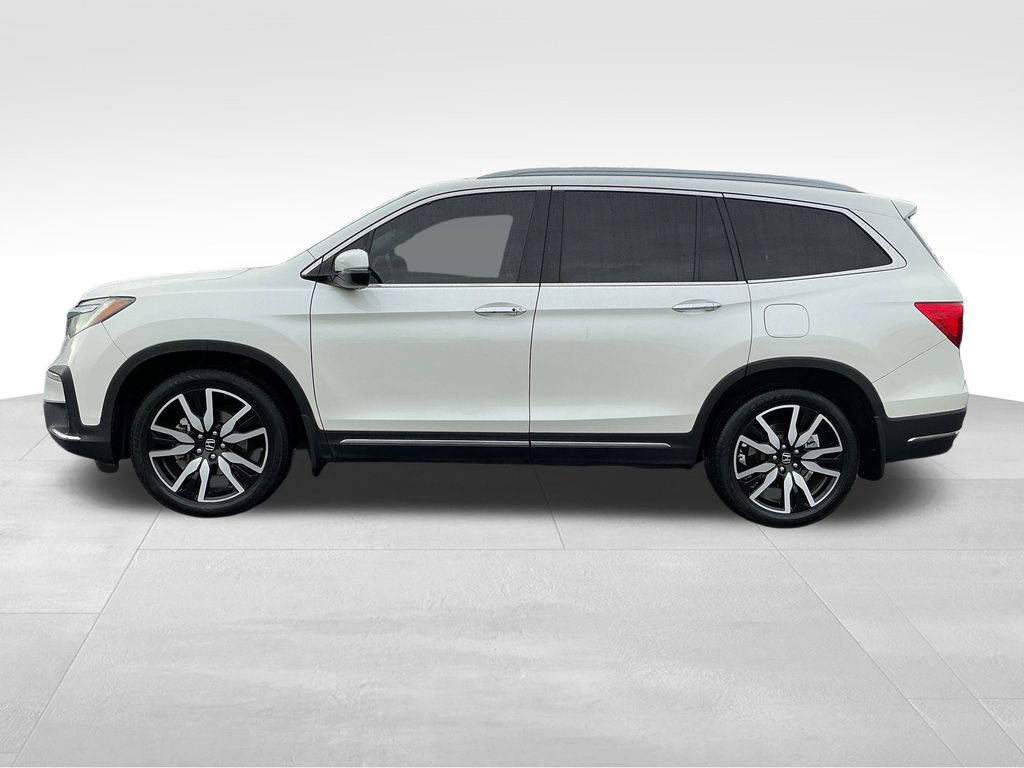 2019 Honda Pilot Touring photo 2