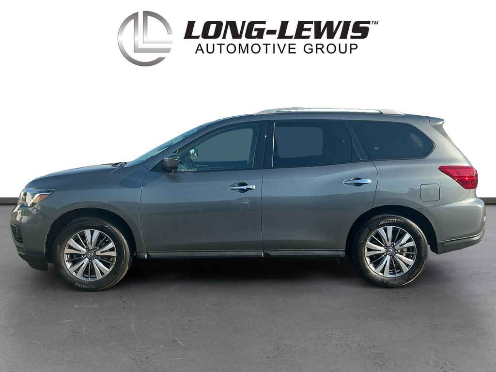 Used 2018 Nissan Pathfinder SV with VIN 5N1DR2MNXJC636767 for sale in Muscle Shoals, AL