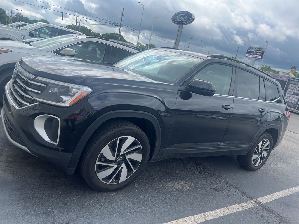 2025 Volkswagen Atlas 2.0T SE w/Tech's photo