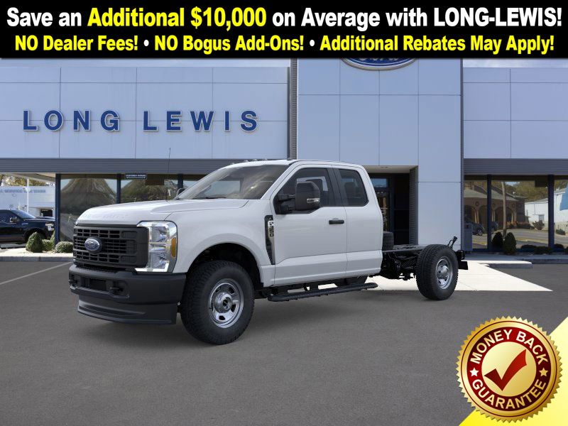 2026 Ford F-350 Super Duty Chassis Cab XL's photo