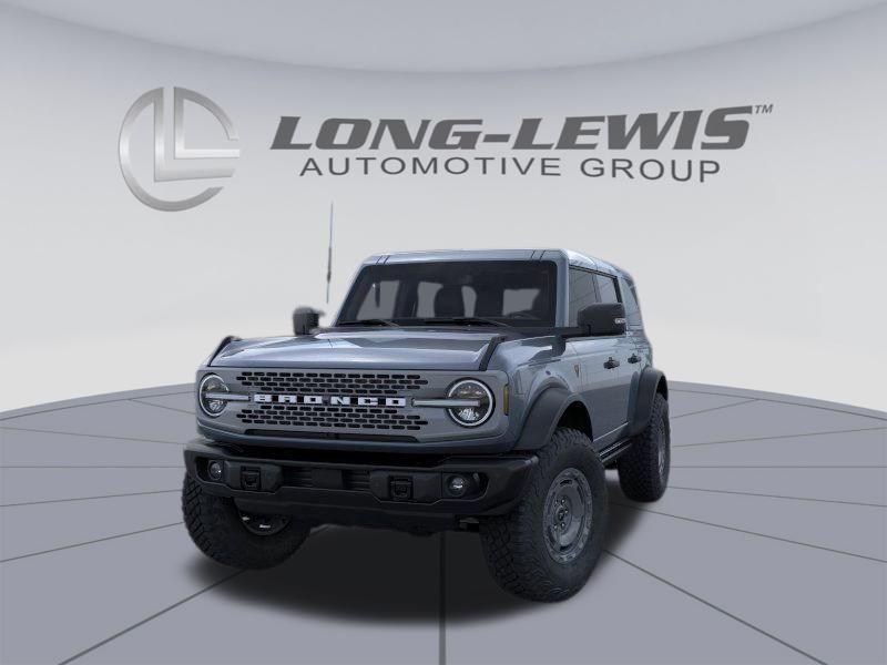 2025 Ford Bronco Badlands photo 2