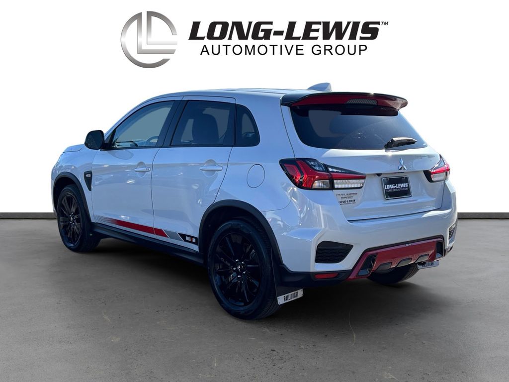 2024 Mitsubishi Outlander Sport ES LE SE photo 3