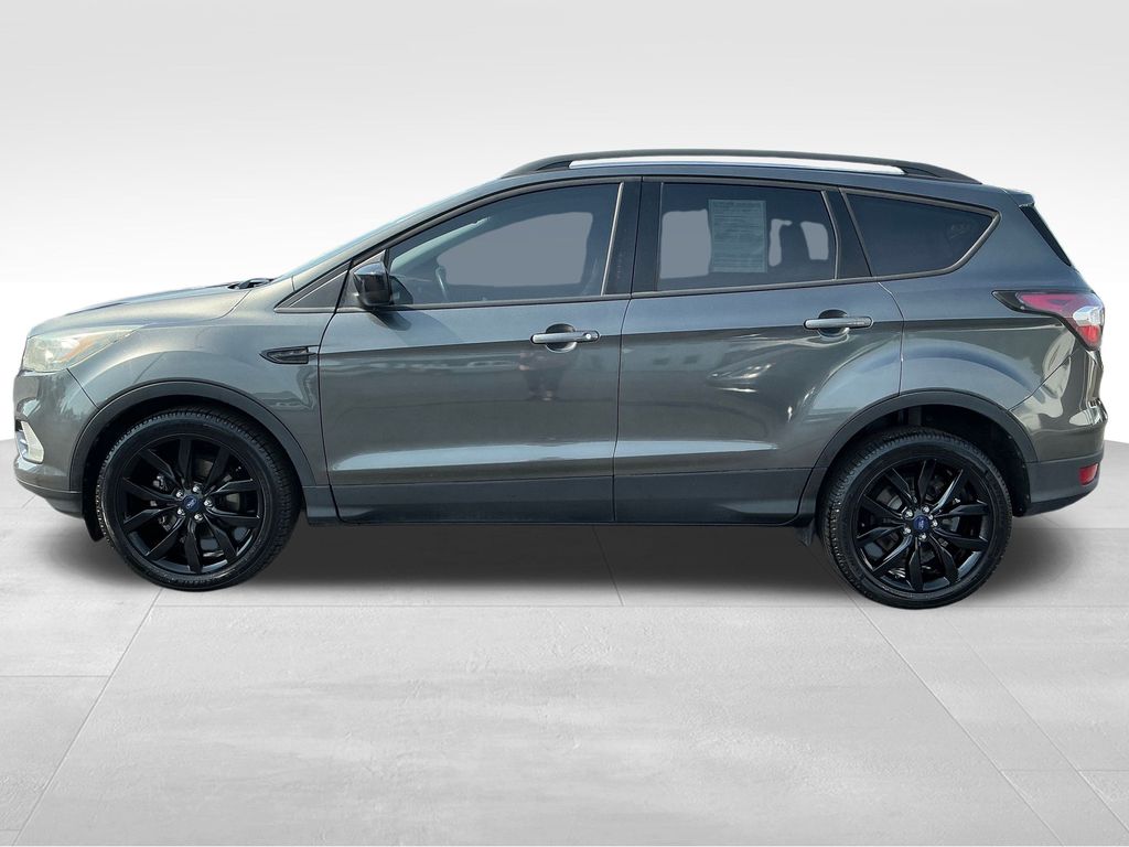 Used 2017 Ford Escape SE with VIN 1FMCU0GD4HUA74841 for sale in Muscle Shoals, AL