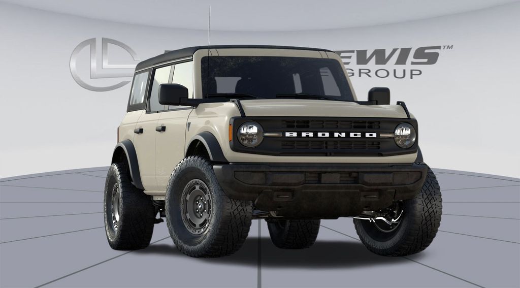 2025 Ford Bronco Base photo 4