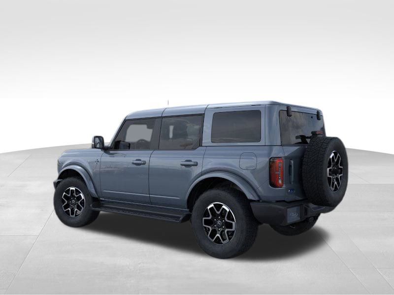 2025 Ford Bronco Outer Banks photo 4