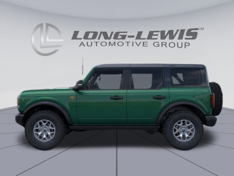 2025 Ford Bronco Badlands photo 2