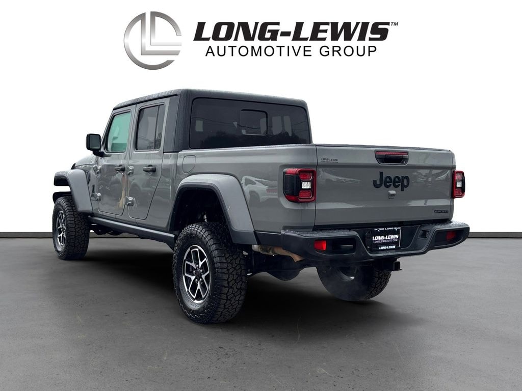 Used 2021 Jeep Gladiator Sport Truck