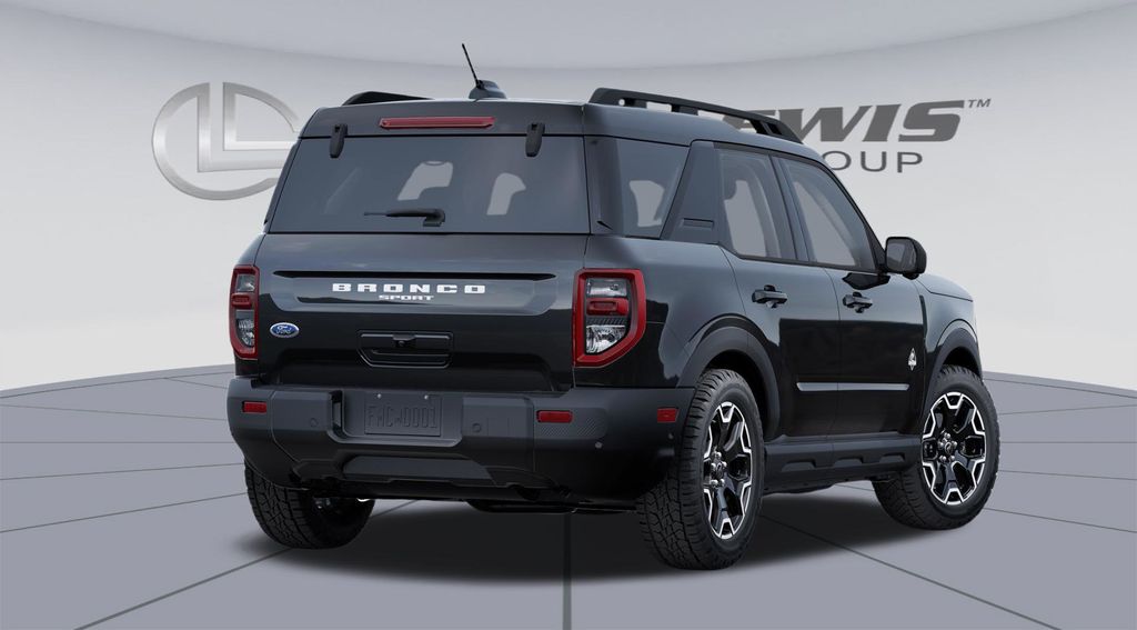 2025 Ford Bronco Sport Outer Banks photo 3
