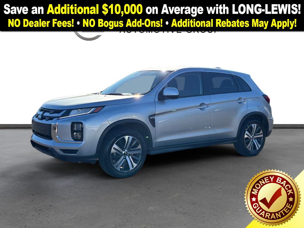 2024 Mitsubishi Outlander Sport ES's photo