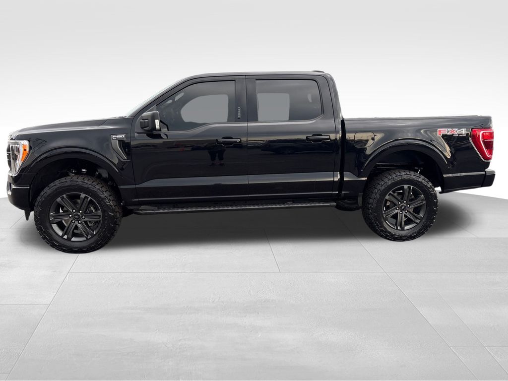 2023 Ford F-150 XLT photo 2