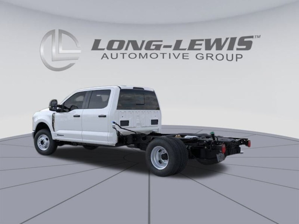New 2026 Ford F-350SD XL Chassis