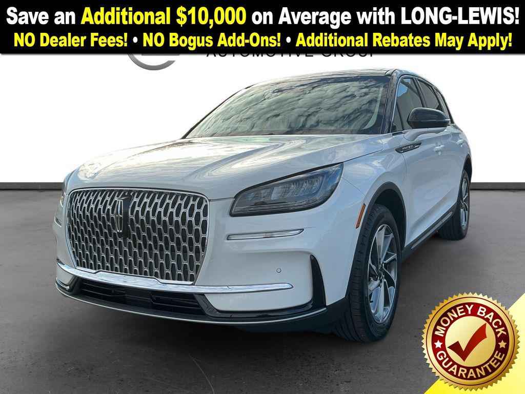 2023 Lincoln Corsair Base