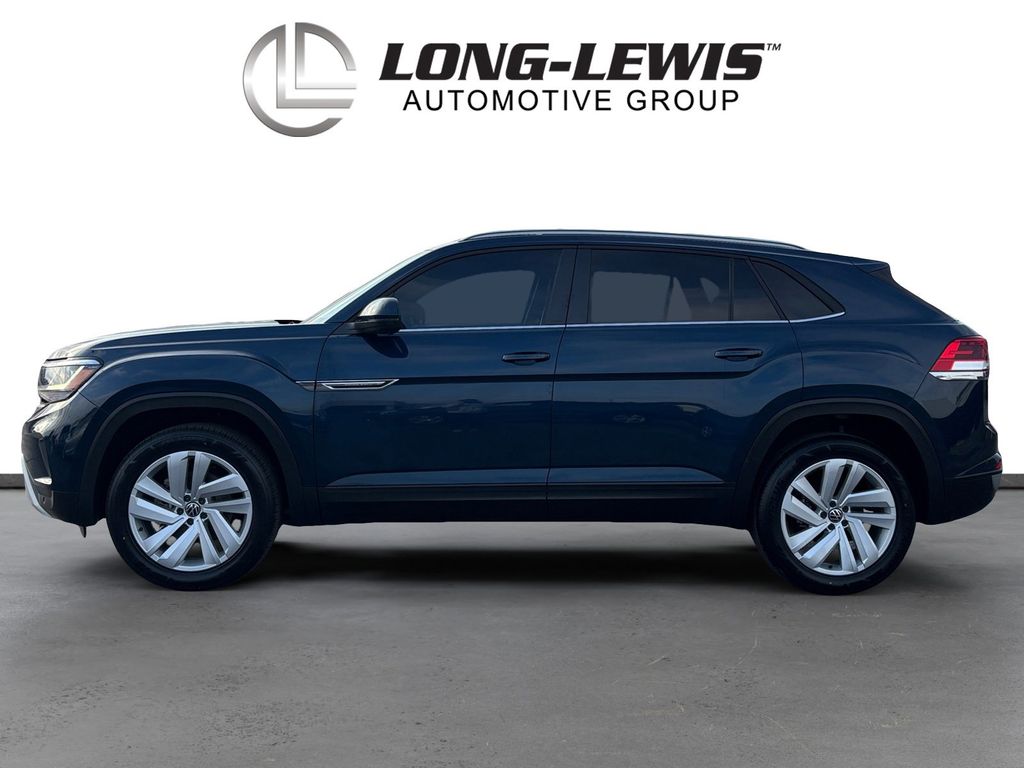 2021 Volkswagen Atlas Cross Sport V6 SE Technology photo 2