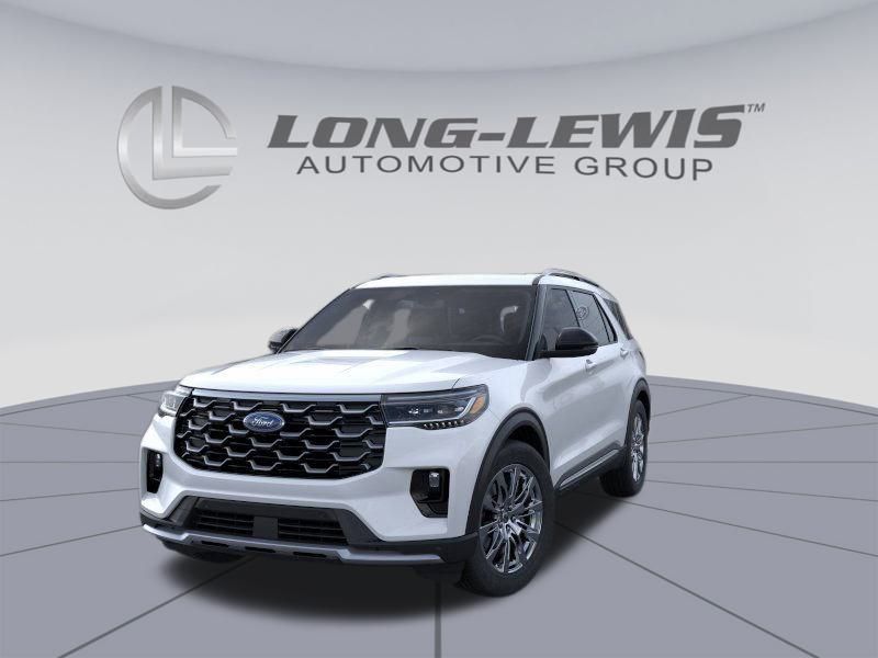 2025 Ford Explorer Platinum photo 2