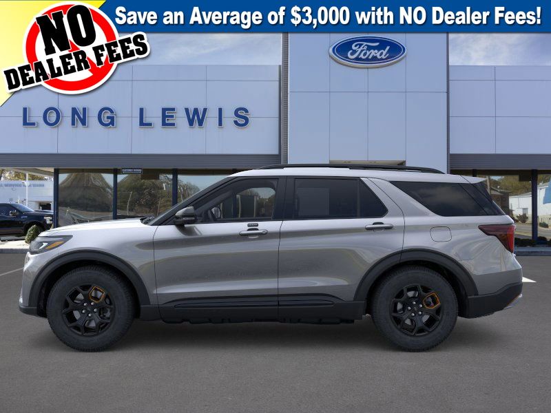 2026 Ford Explorer photo 2